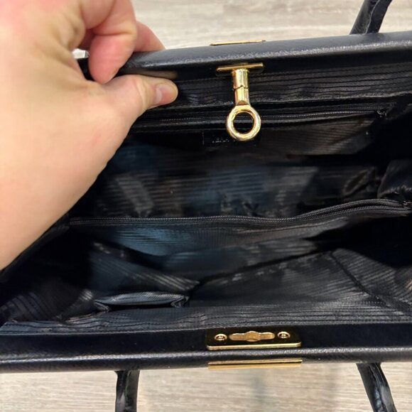 Vera Pelle Leather Hexagona Cowhide Handbag Made in Italy - Picture 4 of 12